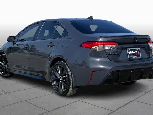 Used 2025 Toyota Corolla SE image 11