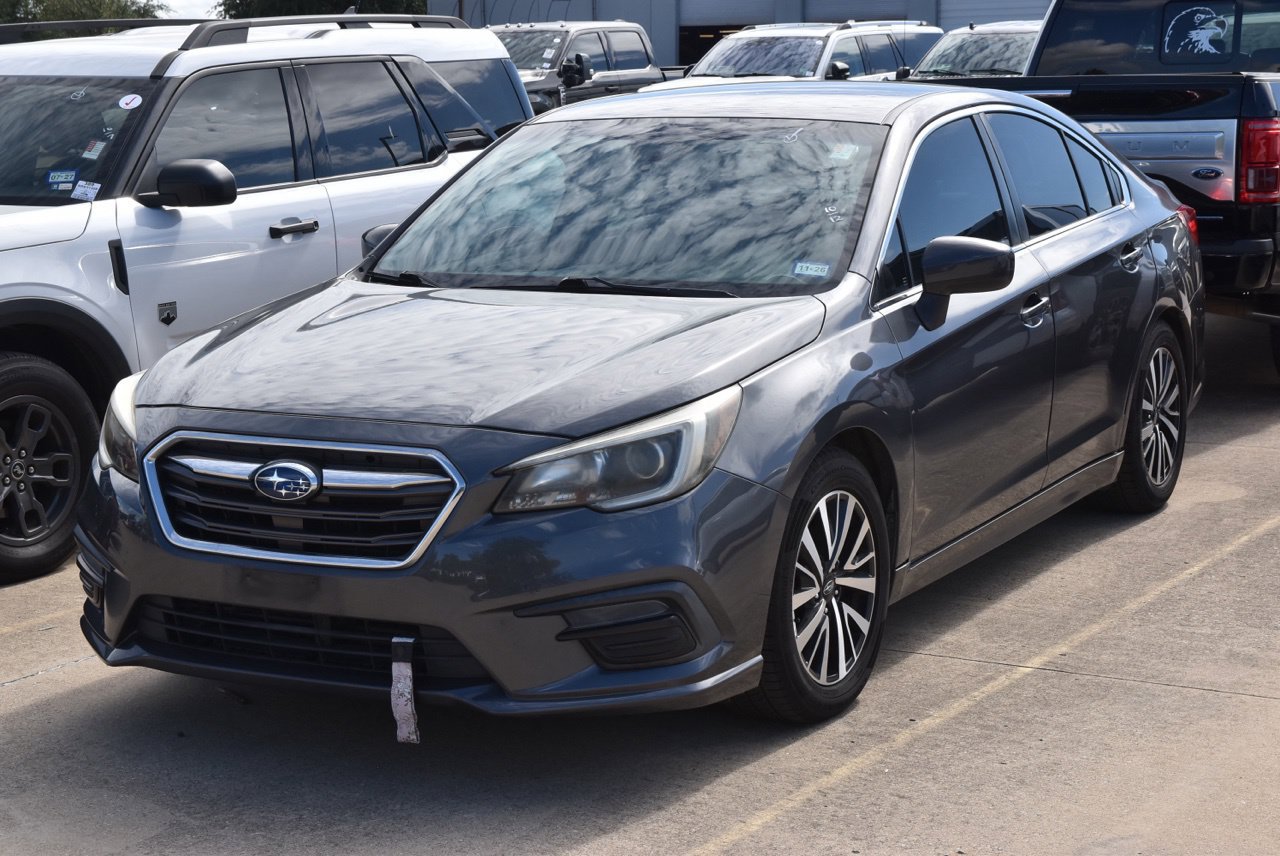 Used 2019 Subaru Legacy 2.5i Premium w/ Cargo Package AWD/4WD image 2