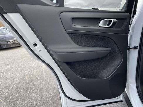 New 2026 Volvo XC40 B4 Core w/ Climate Package image 2