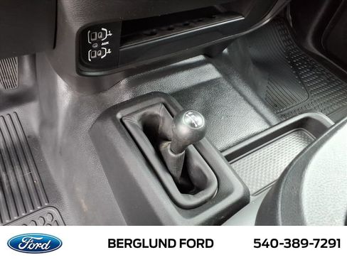 Used 2022 RAM 2500 Tradesman w/ Chrome Appearance Group image 25