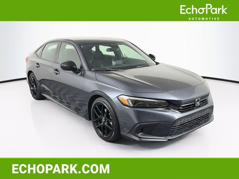 Used 2024 Honda Civic Sport image 1