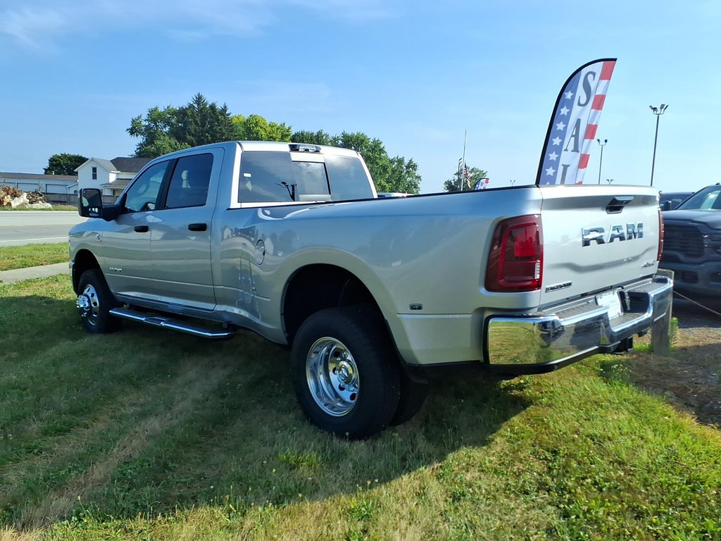 New 2026 RAM 3500 Big Horn AWD/4WD image 5