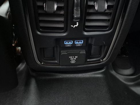 Used 2021 Jeep Grand Cherokee Limited w/ Sun & Sound Group AWD/4WD image 16