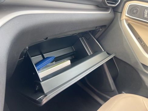 Certified 2023 Ford Explorer XLT w/ Equipment Group 202A image 17