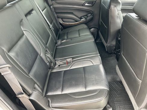 Used 2018 Chevrolet Tahoe LT RWD image 13