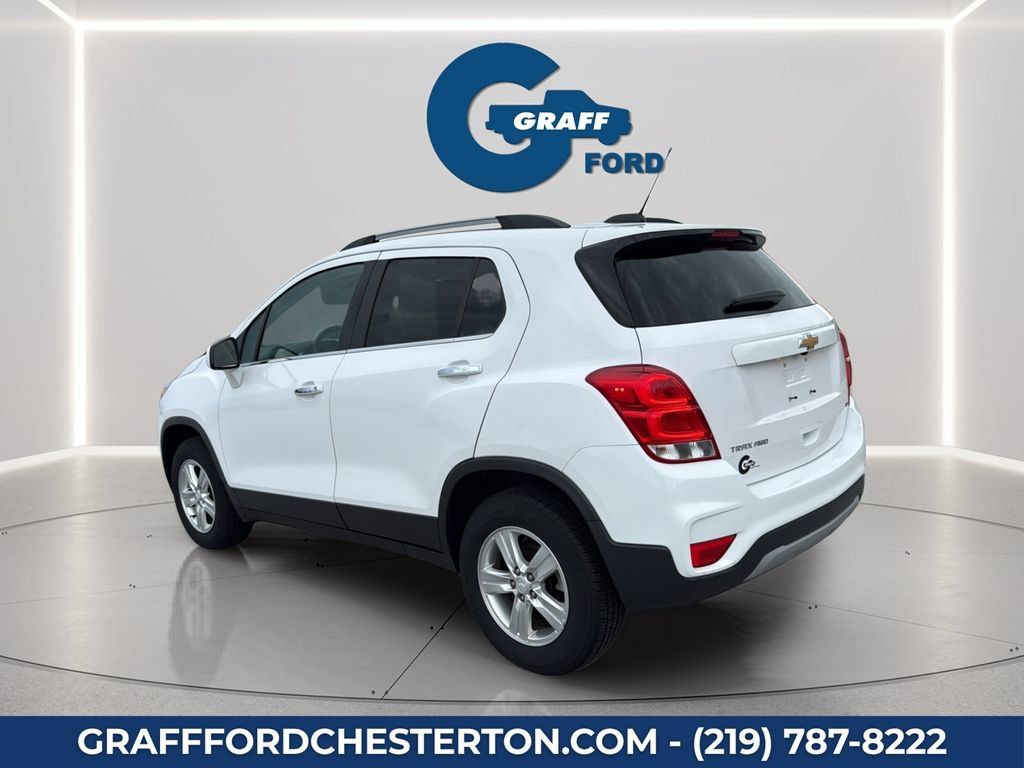Used 2018 Chevrolet Trax LT w/ LT Convenience Package AWD/4WD image 9