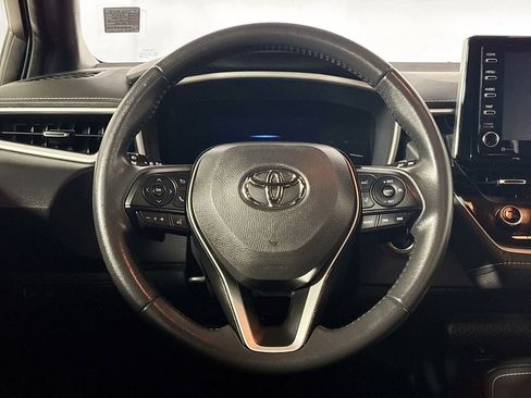 Used 2022 Toyota Corolla XSE FWD image 13
