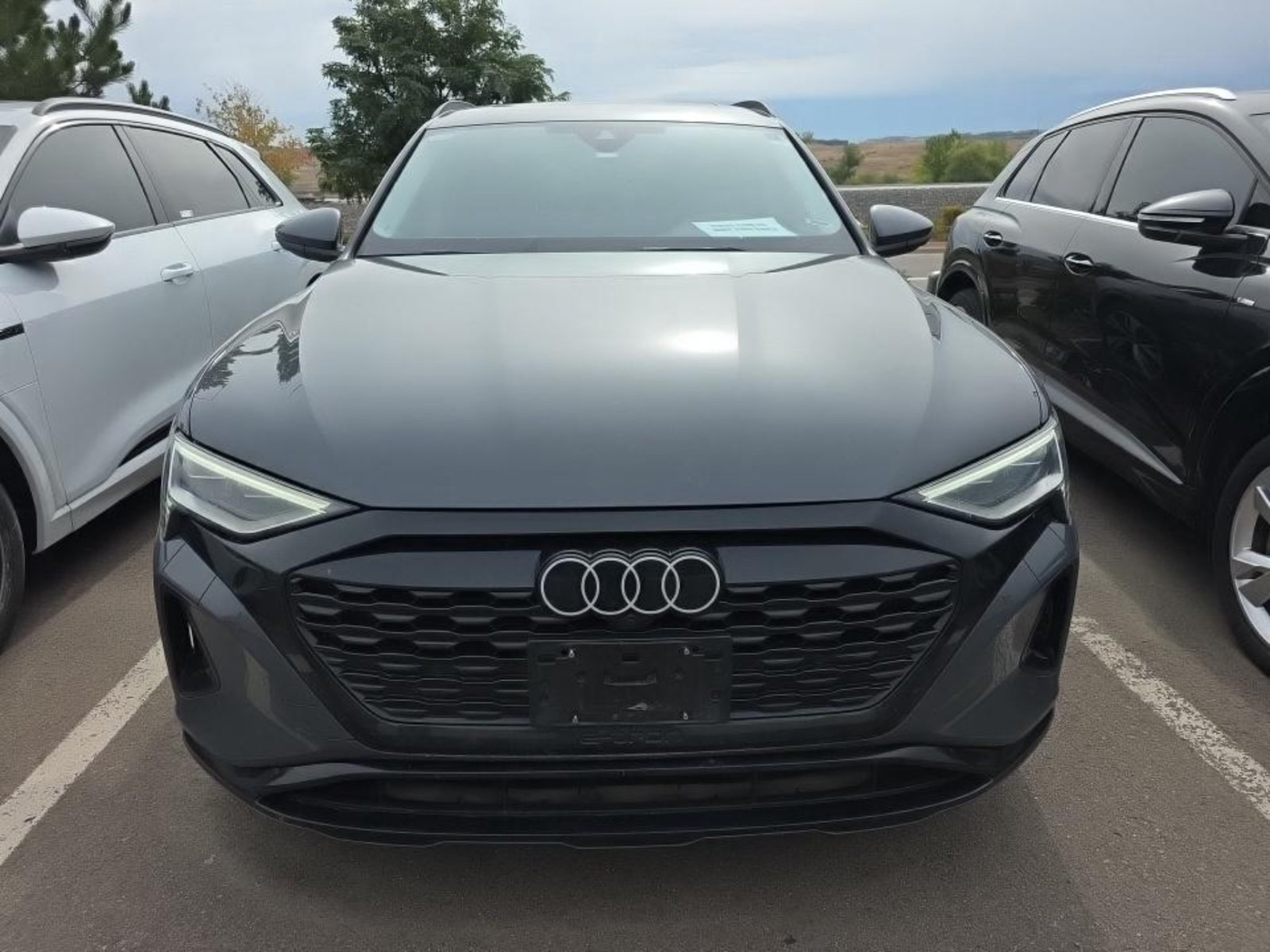 Used 2024 Audi Q8 e-tron Premium AWD/4WD image 3