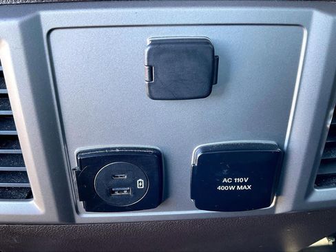 Used 2022 Ford F250 King Ranch w/ Chrome Package image 29