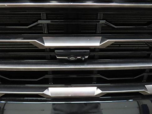 Used 2025 GMC Sierra 2500 AT4X image 55