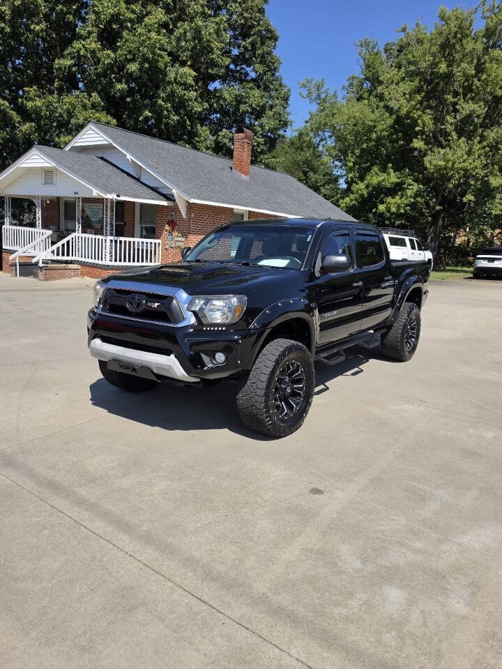 Used 2012 Toyota Tacoma PreRunner w/ SR5 Pkg RWD image 2