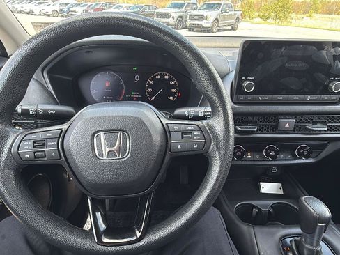 Used 2024 Honda HR-V LX image 25