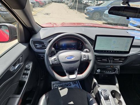 Used 2023 Ford Escape ST-Line w/ Tech Pack #1 FWD image 11