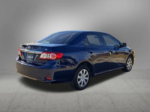 Used 2011 Toyota Corolla LE image 6