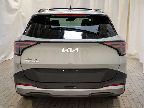 New 2026 Kia Sportage EX image 5