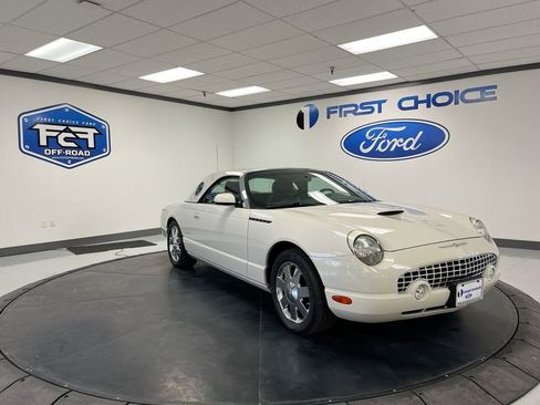 Used 2002 Ford Thunderbird RWD image 5