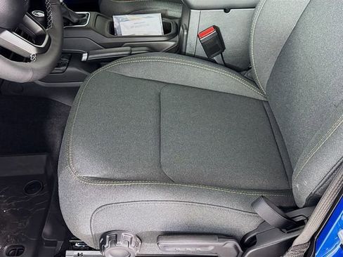 New 2025 Jeep Gladiator Sport image 21