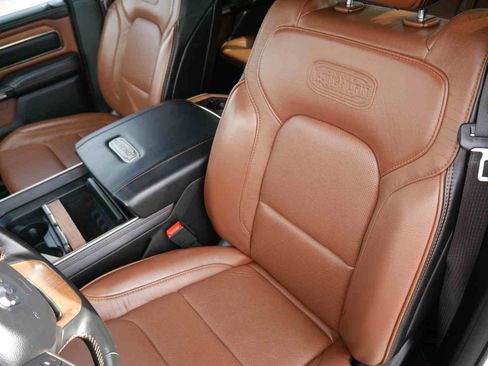 Used 2023 RAM 1500 Limited w/ Body-Colour Bumper Group image 40