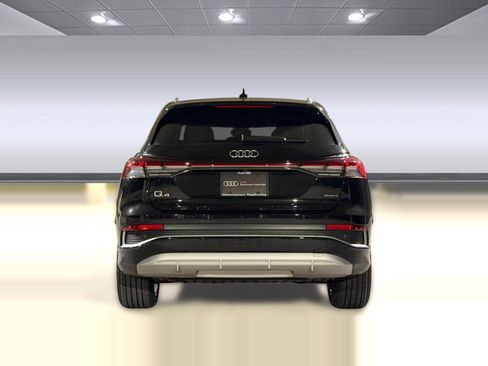 Certified 2023 Audi Q4 e-tron Premium Plus w/ Premium Plus AWD/4WD image 10