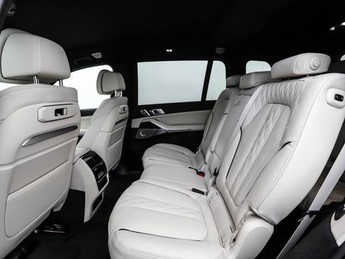New 2027 BMW X7 M60i AWD/4WD image 22