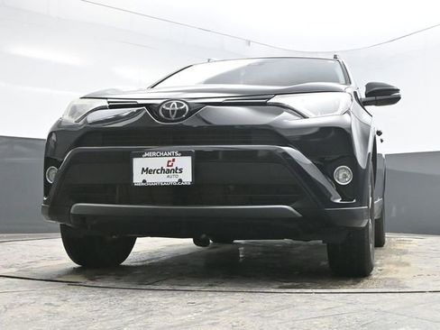 Used 2018 Toyota RAV4 XLE image 30