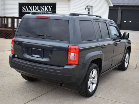 Used 2014 Jeep Patriot Sport w/ Tire & Wheel Group image 3