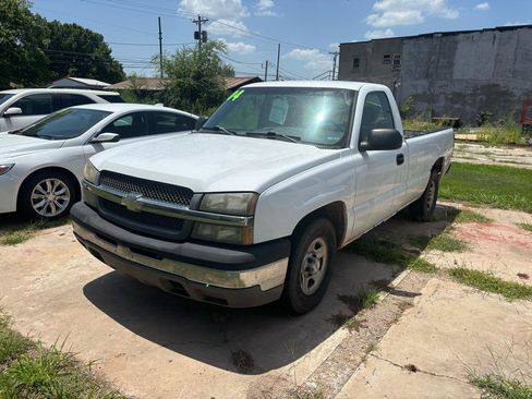 Used 2004 Chevrolet Silverado 1500 W/T w/ Light Duty Power Package RWD image 2