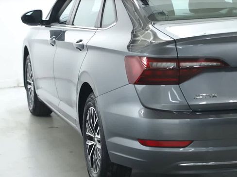 Certified 2021 Volkswagen Jetta SE w/ SE Cold Weather Package image 41