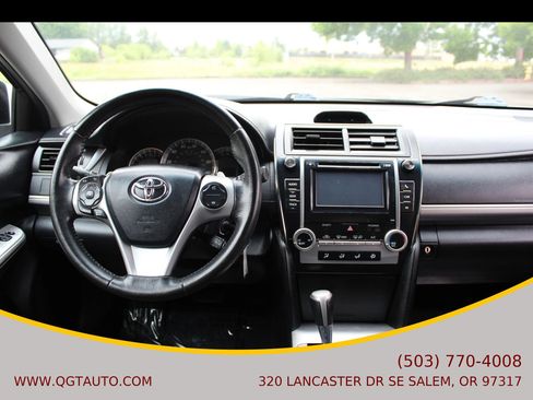 Used 2013 Toyota Camry SE image 22