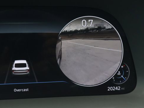 Used 2022 Hyundai Sonata Limited image 32