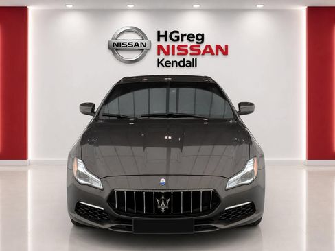 Used 2018 Maserati Quattroporte S GranLusso Q4 AWD/4WD image 5