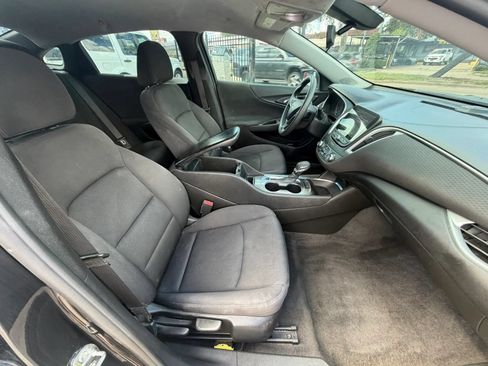 Used 2022 Chevrolet Malibu LS FWD image 11