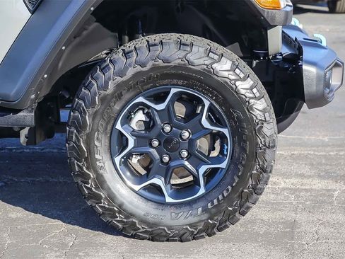 Used 2023 Jeep Wrangler Unlimited Rubicon 4xe w/ Safety Group image 9