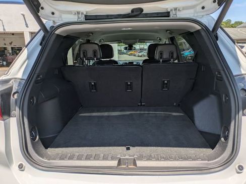 Used 2018 Chevrolet Equinox Premier AWD/4WD image 20