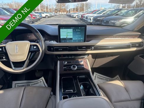 Used 2023 Lincoln Aviator Grand Touring w/ Equipment Group 301A AWD/4WD image 15
