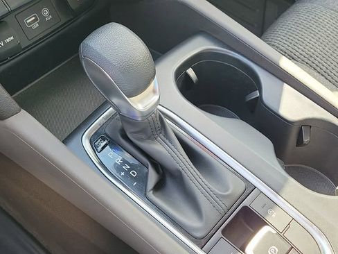 Used 2019 Hyundai Santa Fe SEL AWD/4WD image 16