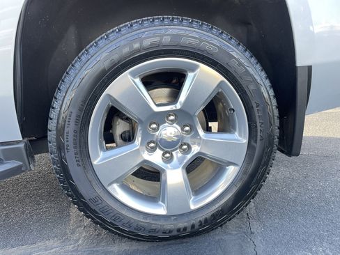 Used 2020 Chevrolet Tahoe LT w/ Luxury Package image 29