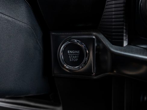 Used 2025 Ford F150 Raptor image 23