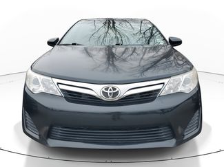 Used 2014 Toyota Camry LE video 2
