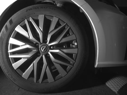 Used 2025 Nissan Altima 2.5 SV image 13