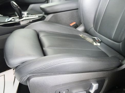 Used 2019 BMW X3 xDrive30i w/ Convenience Package image 9