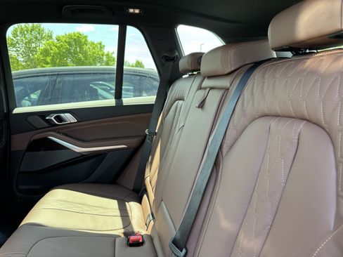 Certified 2026 BMW X5 xDrive40i w/ M Sport Package image 33