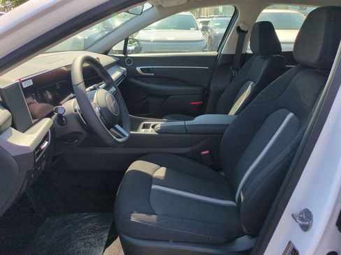 New 2026 Hyundai Sonata SEL FWD image 15