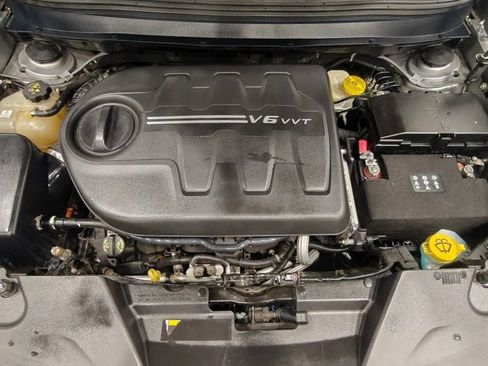 Used 2015 Jeep Cherokee Latitude w/ Cold Weather Group image 50