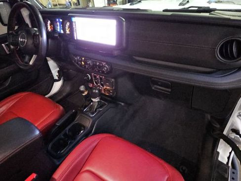 Used 2024 Jeep Wrangler Rubicon 392 image 29