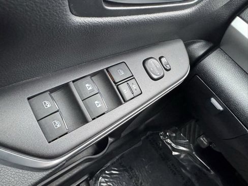 Certified 2016 Toyota Camry SE image 29