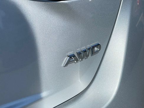 Certified 2021 Nissan Altima 2.5 SV w/ SV Premium Package AWD/4WD image 9
