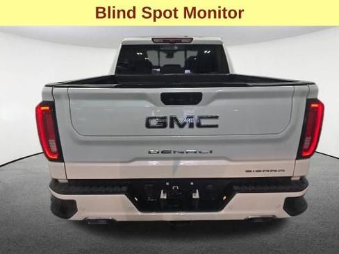 Used 2023 GMC Sierra 1500 Denali Ultimate AWD/4WD image 7