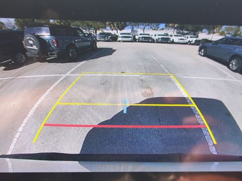 Used 2022 Toyota Tundra SR5 w/ SR5 Convenience Package image 23