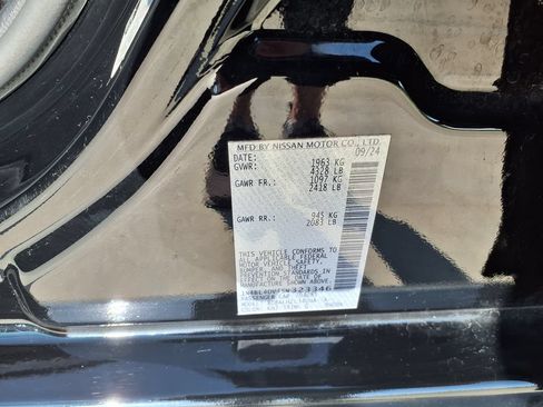 Used 2025 Nissan Altima 2.5 SV FWD image 32